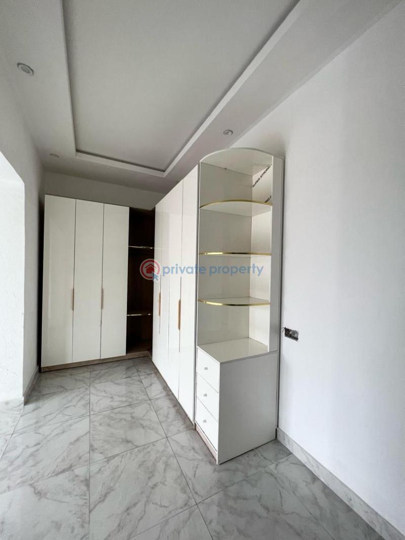 5 bedroom Detached Duplex For Sale Osapa Lekki Lekki Lagos - 11