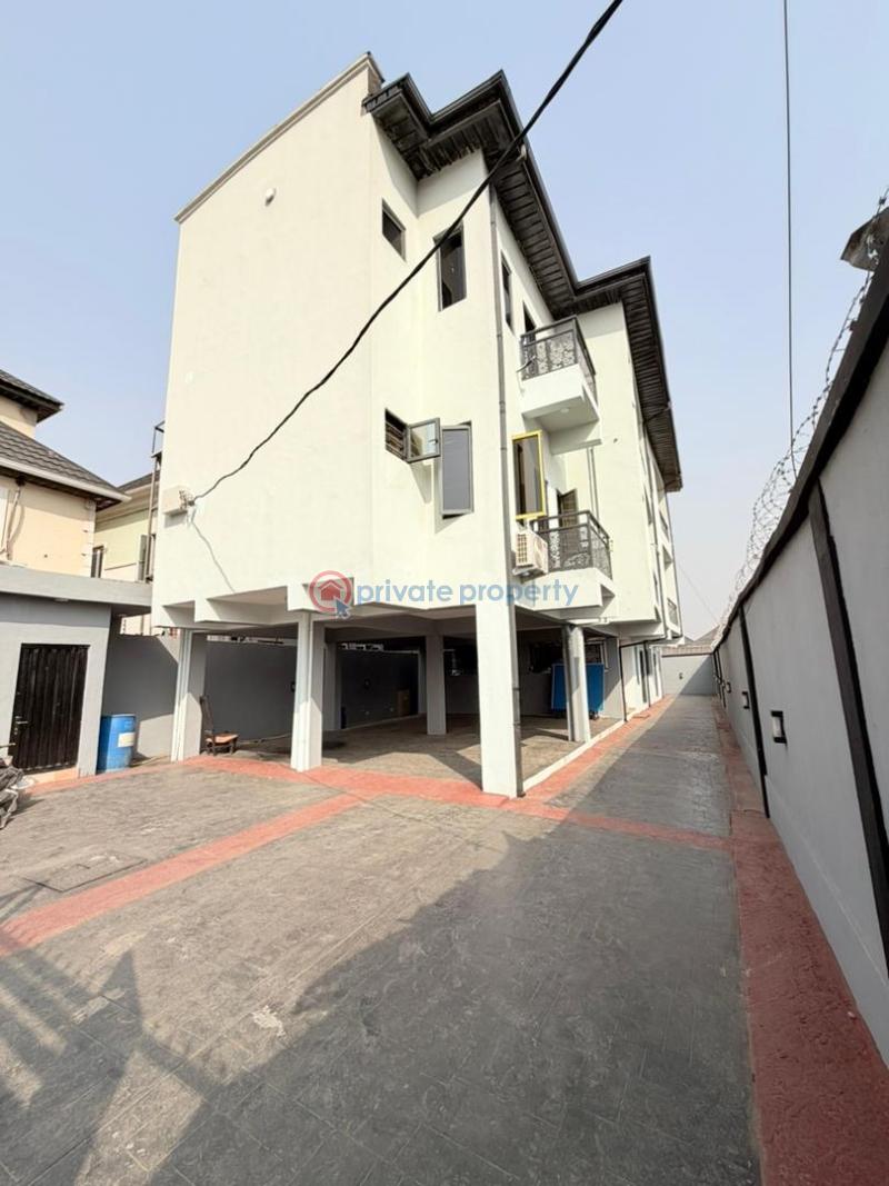 2 bedroom Block Of Flats For Sale Magodo GRA Phase 1 Ojodu Lagos - 0