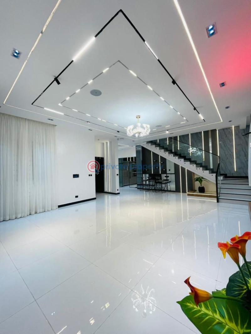 5 bedroom Detached Duplex For Sale Estate Chevron Drive Lekki Lagos - 3