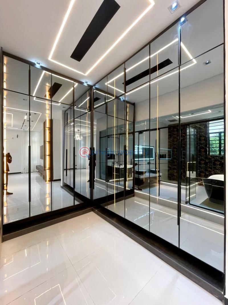 5 bedroom Detached Duplex For Sale Estate Chevron Drive Lekki Lagos - 12