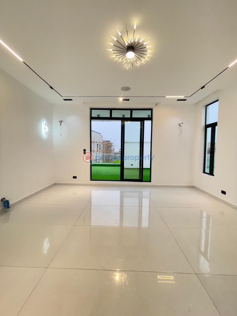 5 bedroom Detached Duplex For Sale Osapa Lekki Lagos - 11