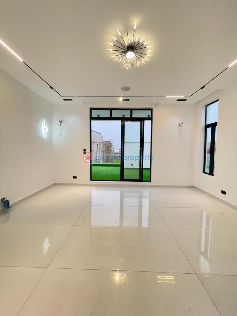 5 bedroom Detached Duplex For Sale Osapa Lekki Lagos - 1
