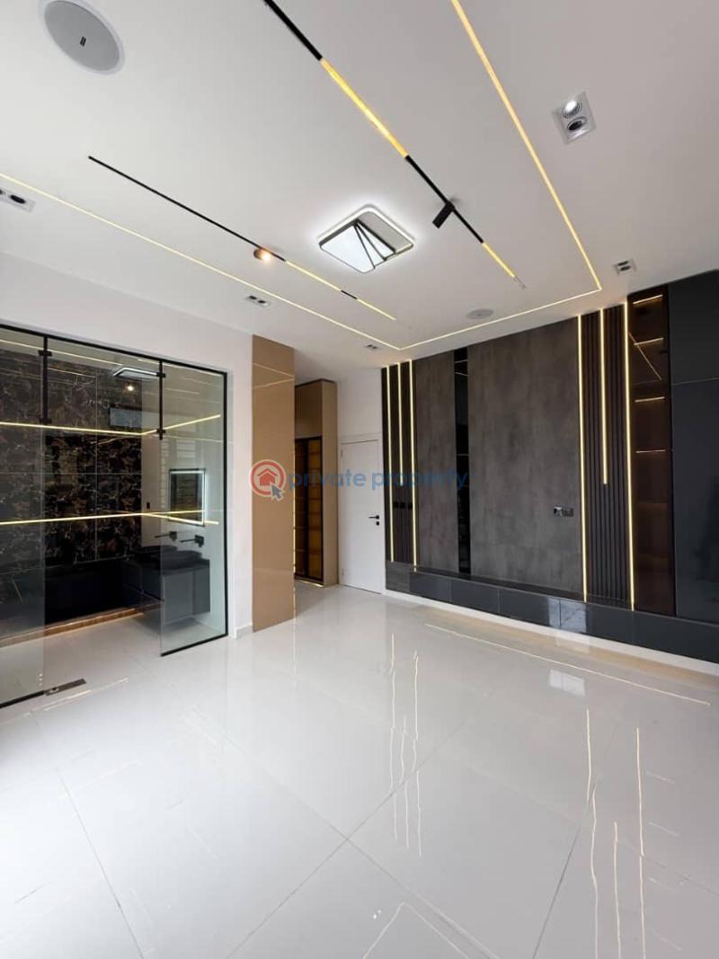 5 bedroom Detached Duplex For Sale Chevron Lekki Lagos - 5