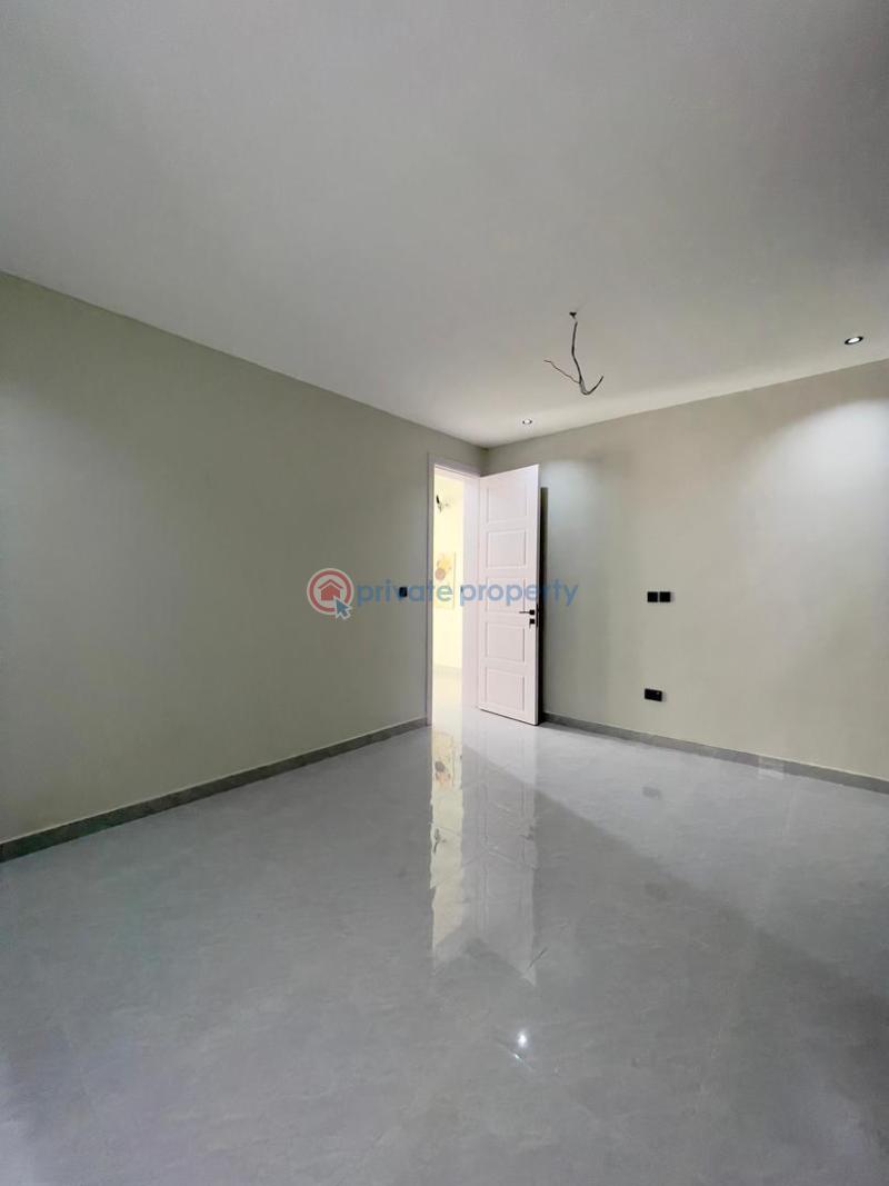 5 bedroom Detached Duplex For Sale Orchid Road Chevron Drive Lekki Lagos - 3