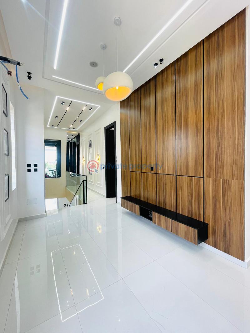 5 bedroom Detached Duplex For Sale Ikota Lekki Lagos - 1