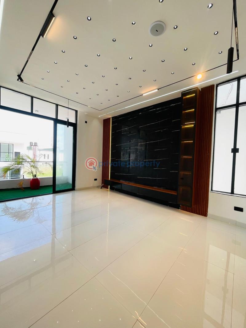 6 bedroom Detached Duplex For Sale Chevron Drive Lekki Lagos - 5