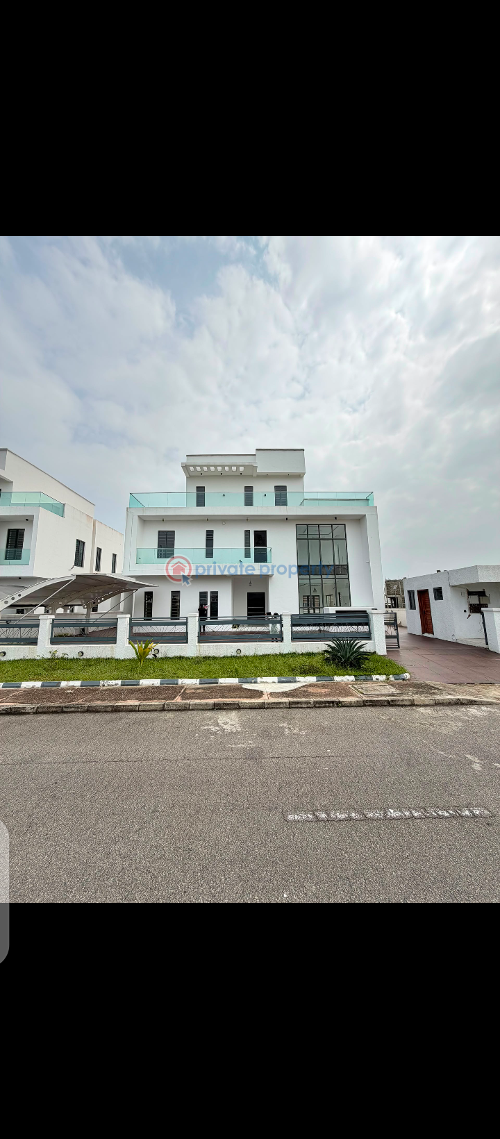 5 bedroom Detached Duplex For Sale Ajah Lekki Ajah Lagos - 1