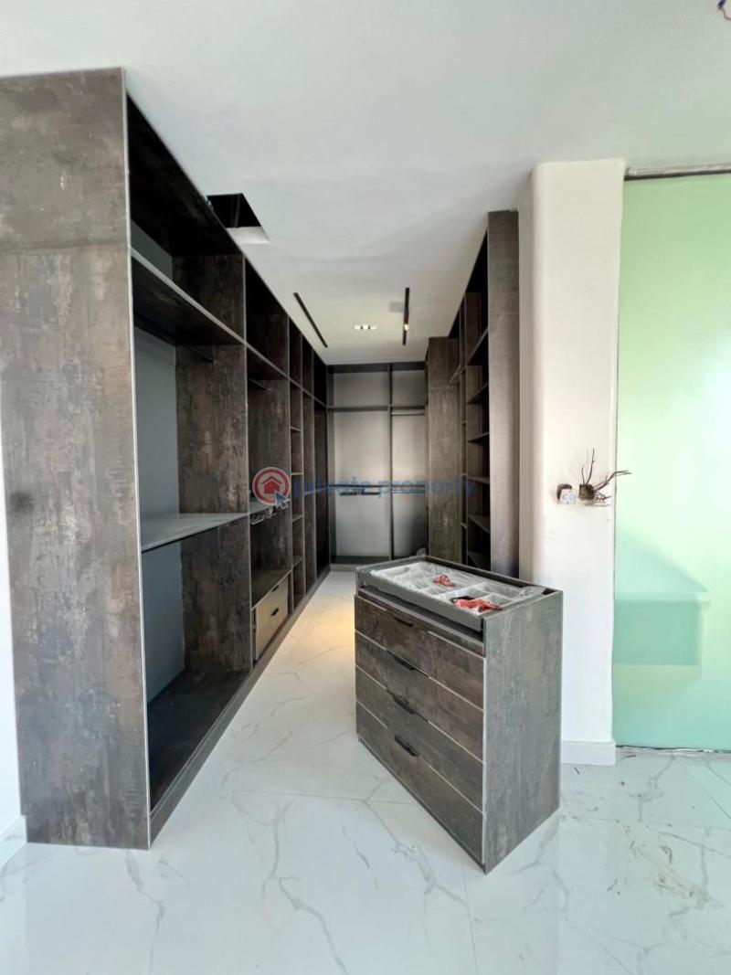 5 bedroom Detached Duplex For Sale Osapa Lekki Lagos - 4