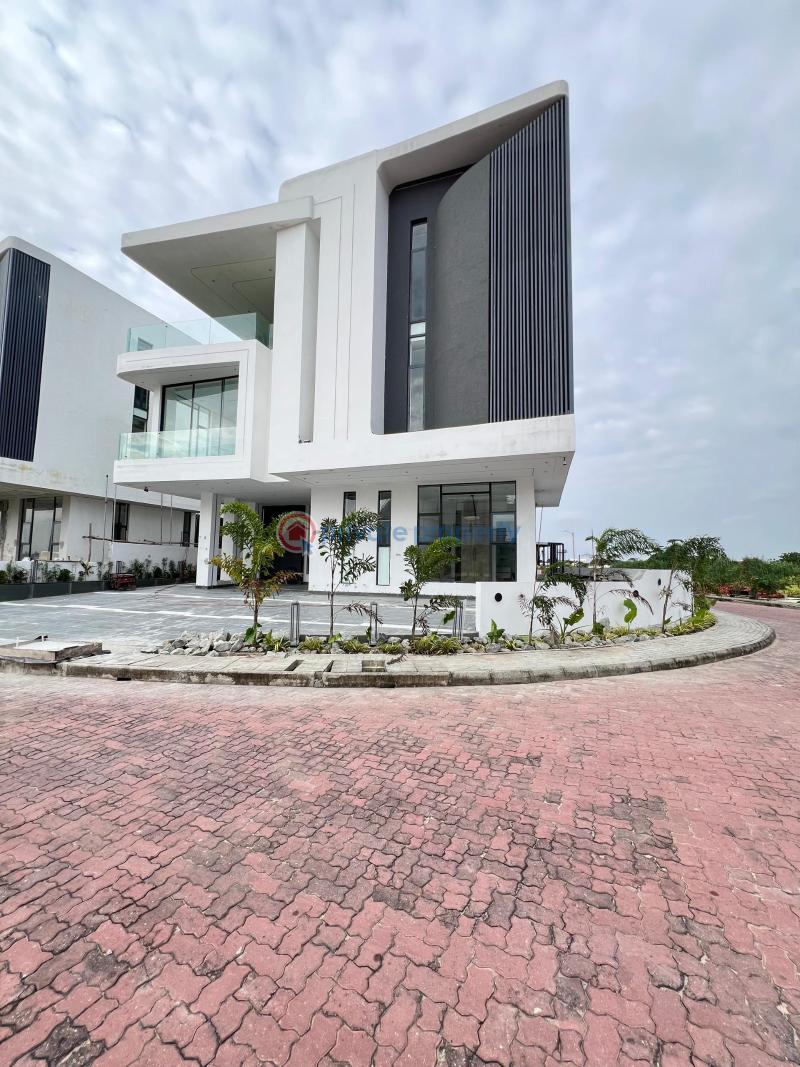 6 bedroom Detached Duplex For Sale Osapa Lekki Lagos - 1