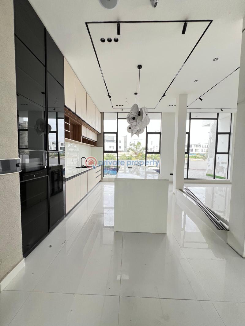 6 bedroom Detached Duplex For Sale Osapa Lekki Lagos - 5
