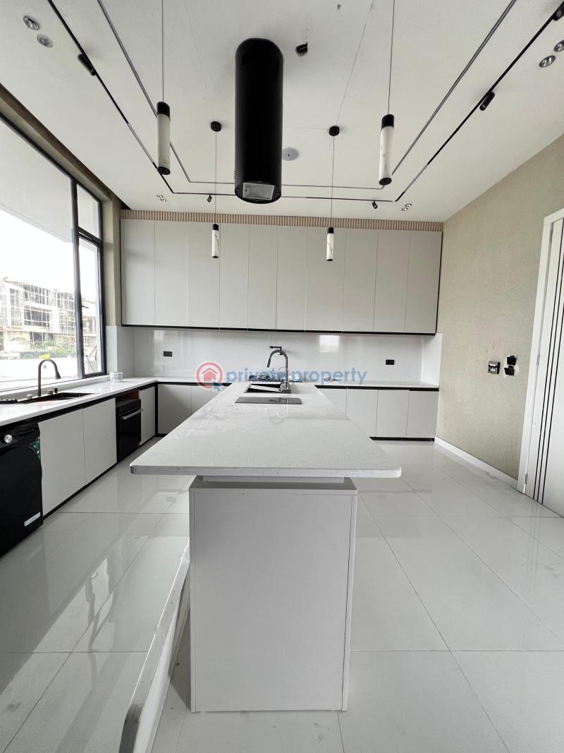 6 bedroom Detached Duplex For Sale Osapa Lekki Lagos - 4