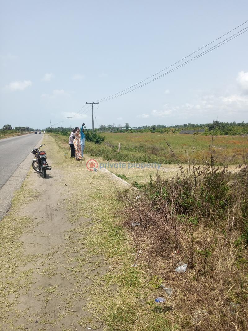 Mixed use Land For Sale Badagry Seme Expressway Badagry Lagos - 5