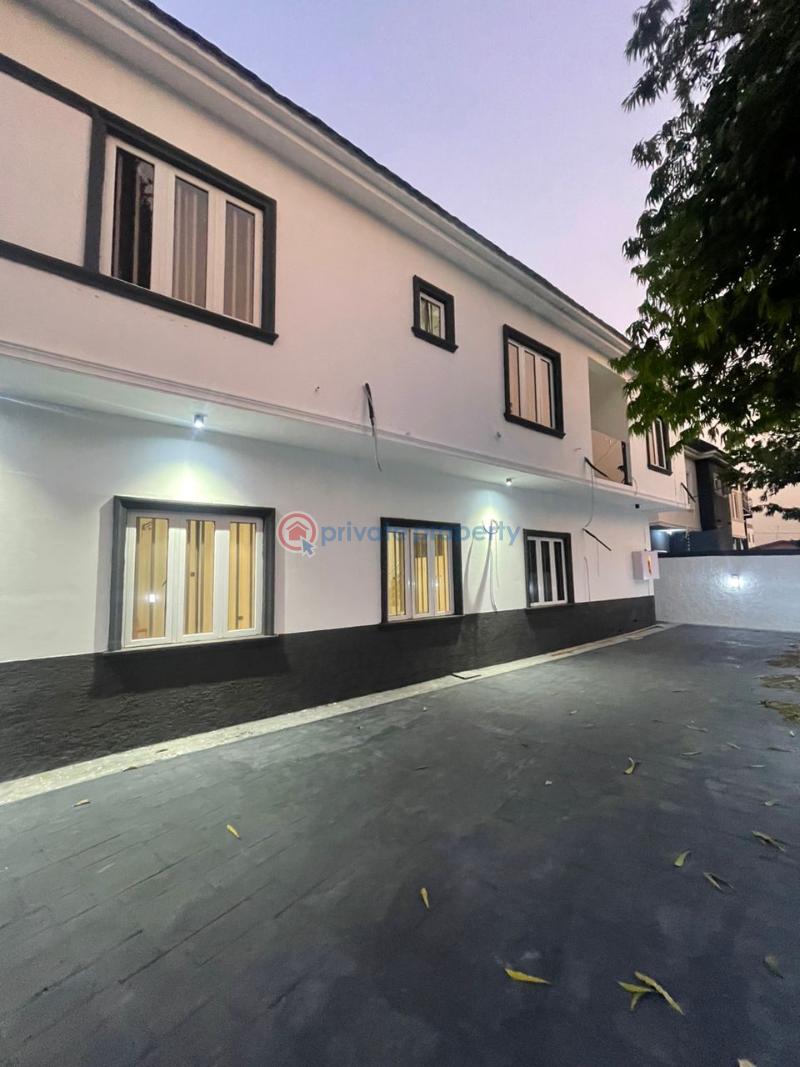 4 bedroom Semi detached Duplex For Sale Magodo Kosofe/Ikosi Lagos - 0