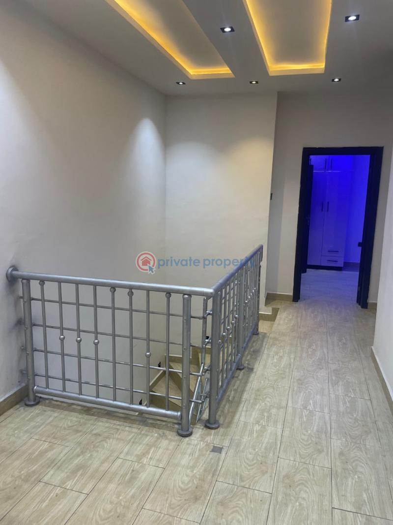 4 bedroom Semi detached Duplex For Sale Magodo Kosofe/Ikosi Lagos - 1
