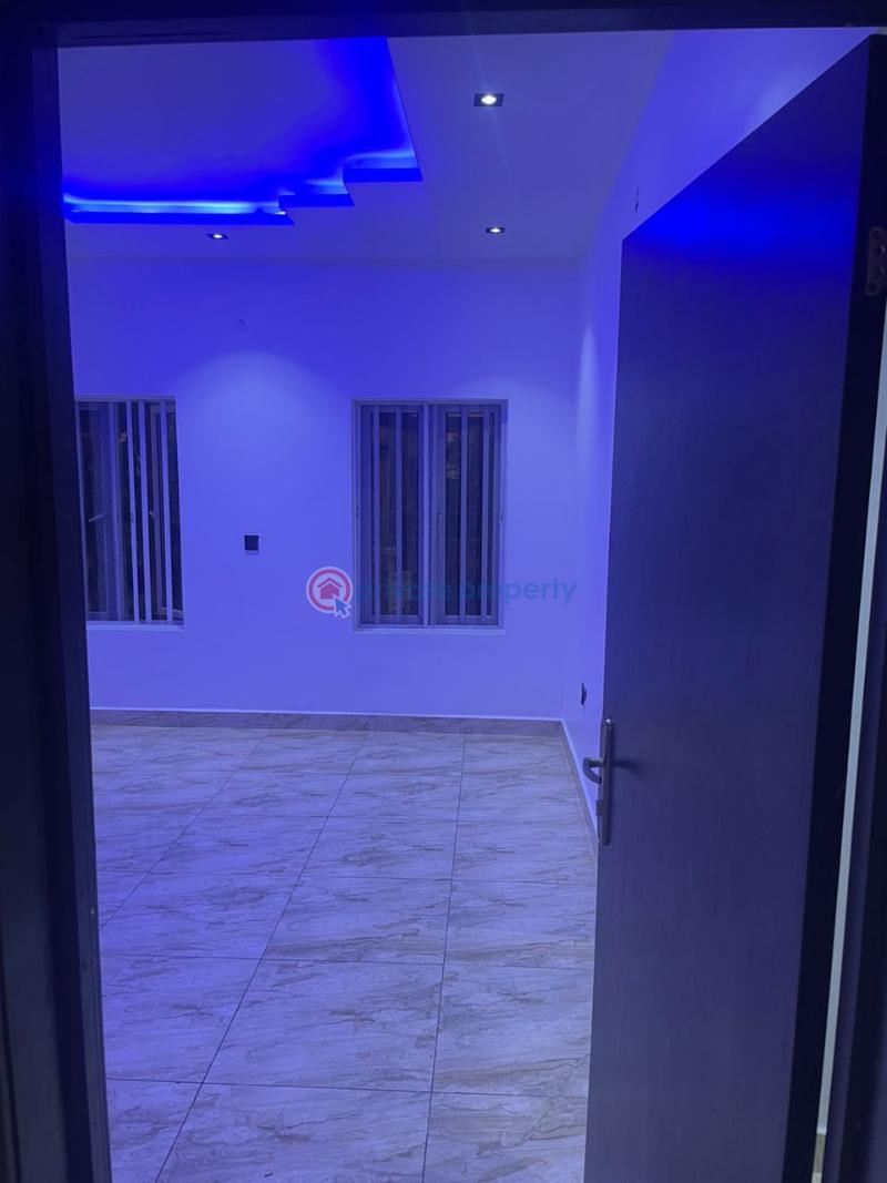 4 bedroom Semi detached Duplex For Sale Magodo Kosofe/Ikosi Lagos - 16