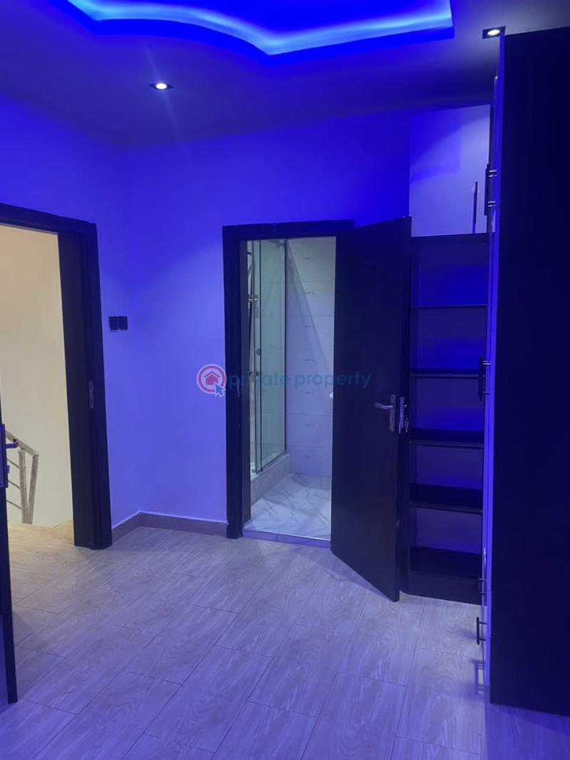 4 bedroom Semi detached Duplex For Sale Magodo Kosofe/Ikosi Lagos - 14