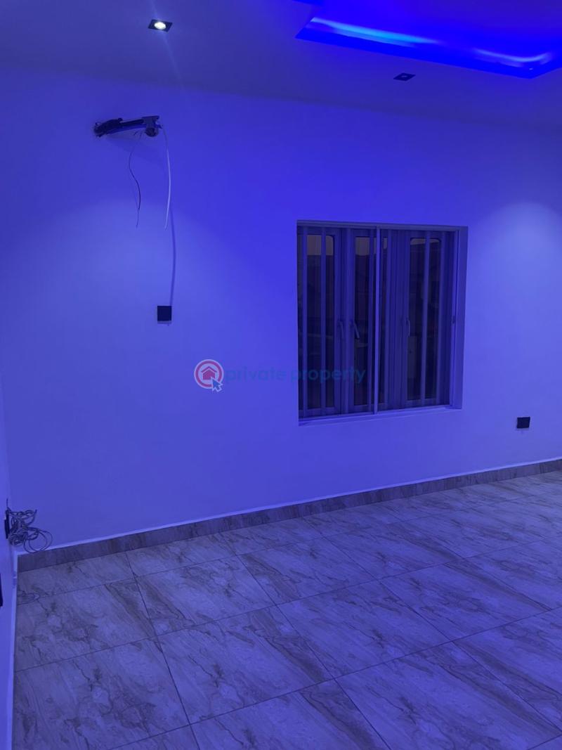 4 bedroom Semi detached Duplex For Sale Magodo Kosofe/Ikosi Lagos - 6