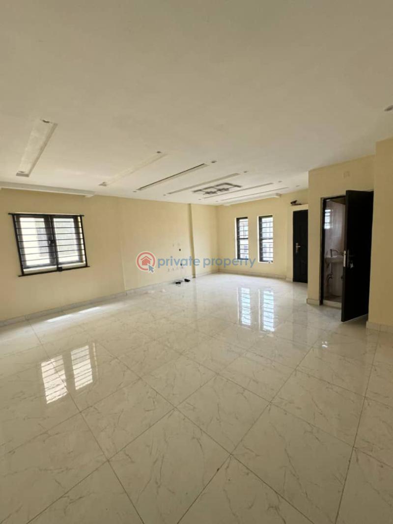 3 bedroom Block Of Flats For Sale Yaba Lagos - 3