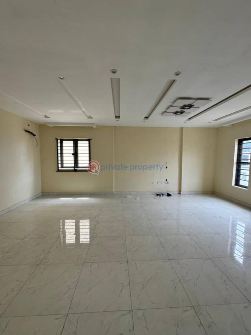 3 bedroom Block Of Flats For Sale Yaba Lagos - 4