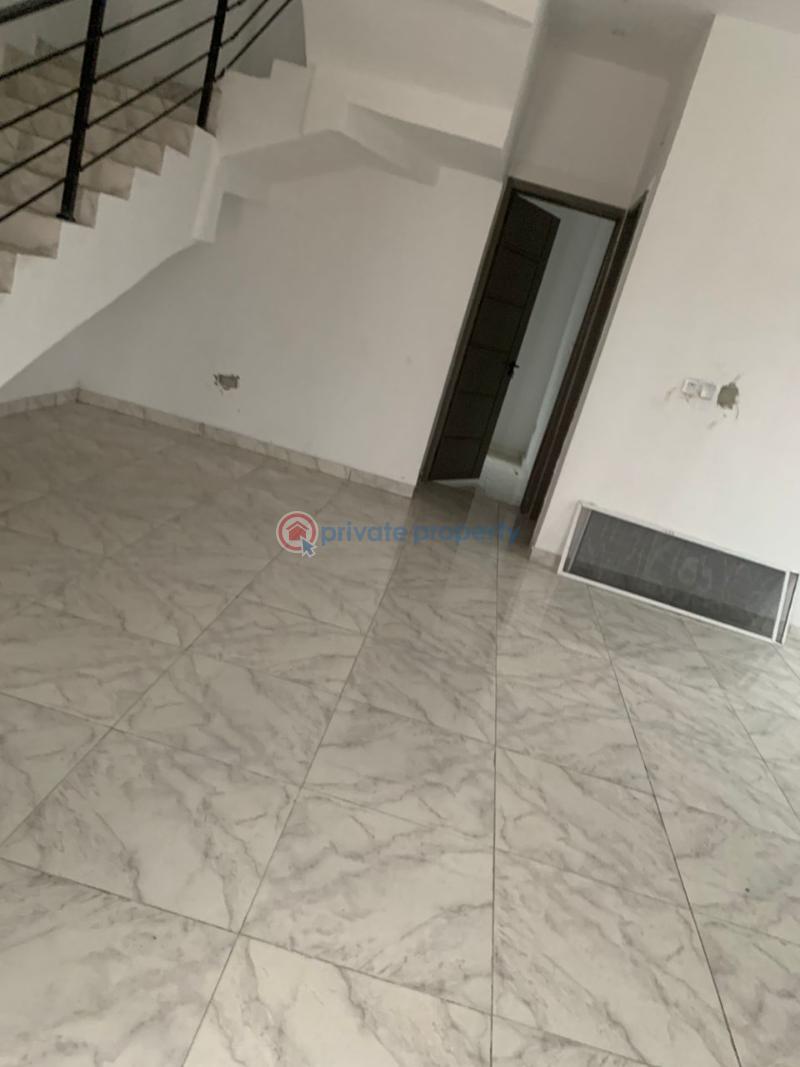 1 bedroom Self Contain For Rent Mayekun Street Off Ologolo Lekki Lagos Ologolo Lekki Lagos - 4