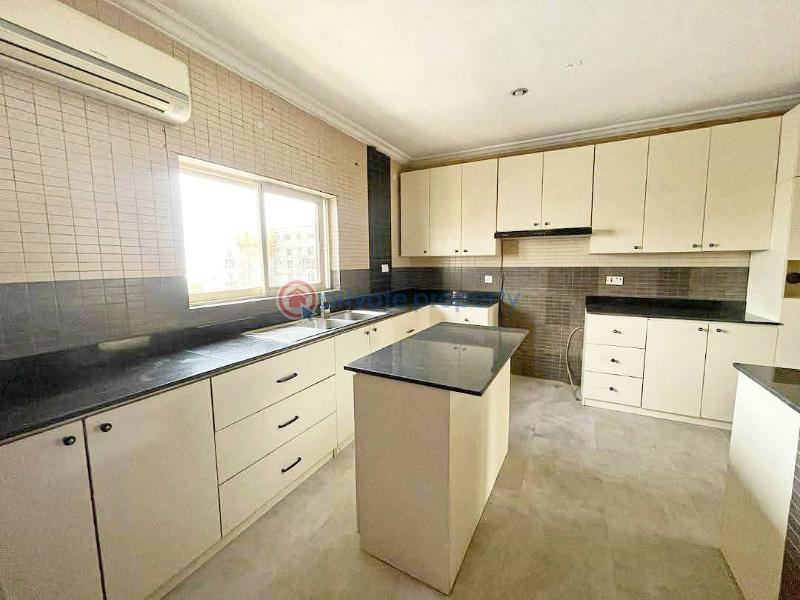 Pacious 4 bedroom penthouse for sale!! - 3 4 bedroom Penthouse For Sale Oniru Victoria Island Lagos - 3