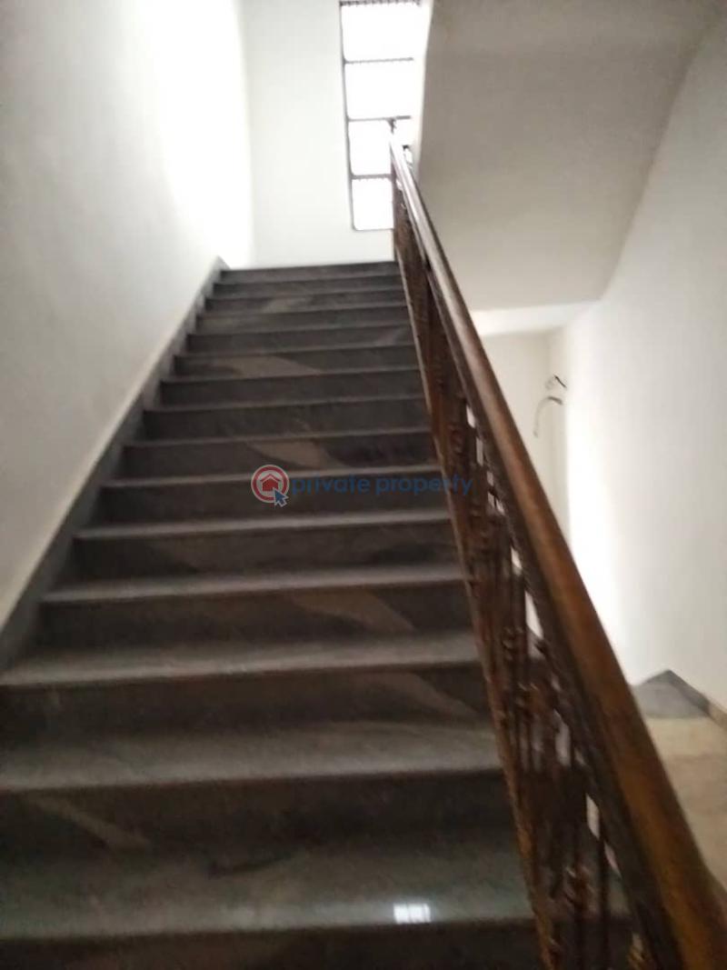 7 bedroom Detached Duplex For Sale Guzape Abuja Phase 1  - 9