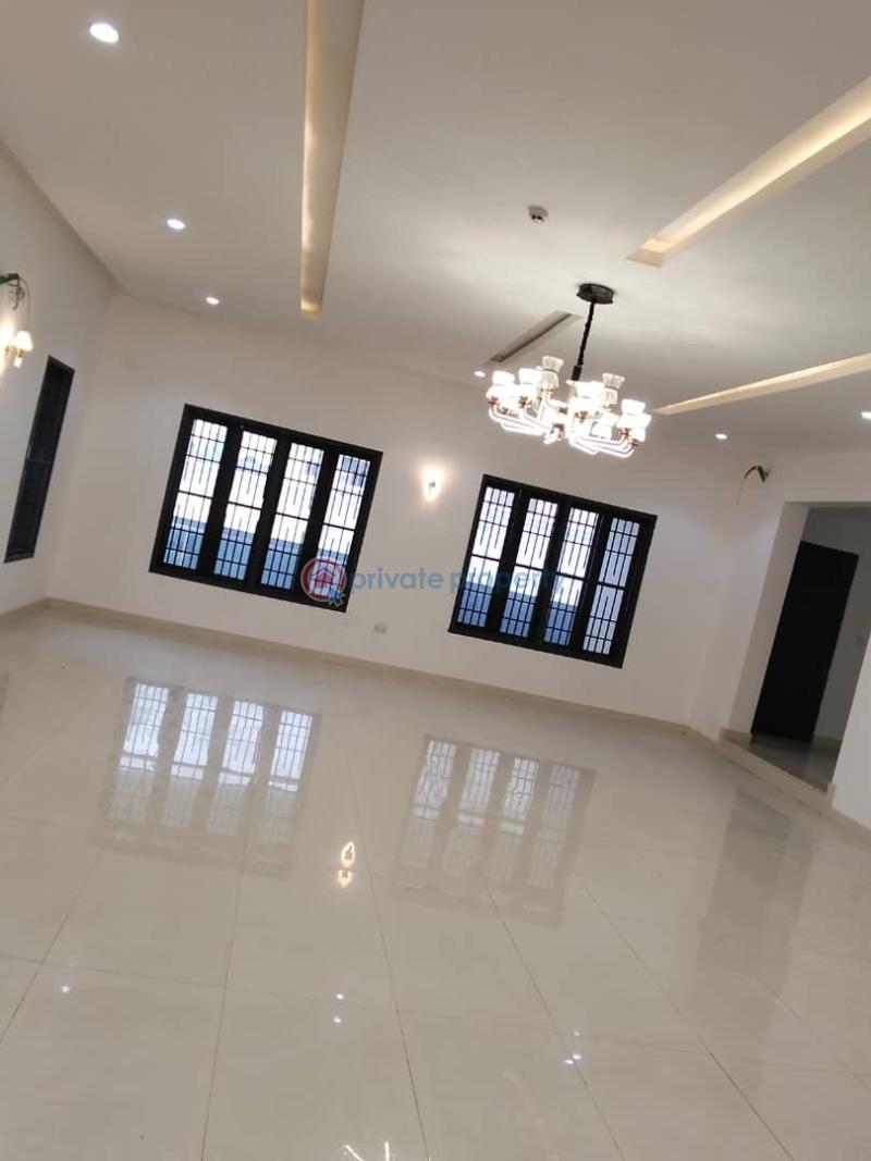 7 bedroom Detached Duplex For Sale Guzape Abuja Phase 1  - 1