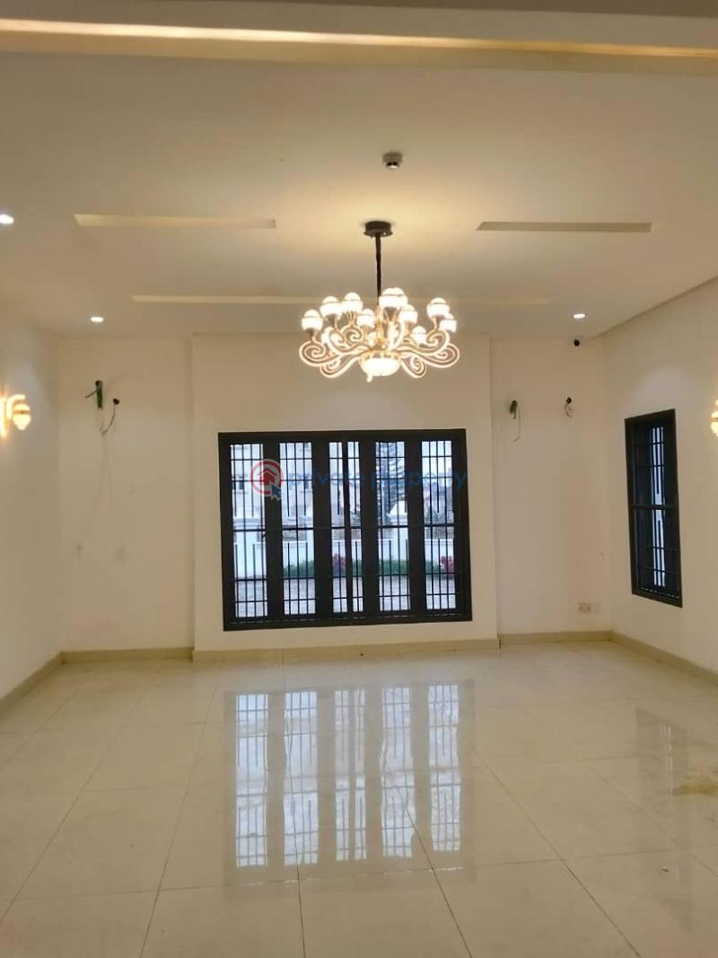 7 bedroom Detached Duplex For Sale Guzape Abuja Phase 1  - 4