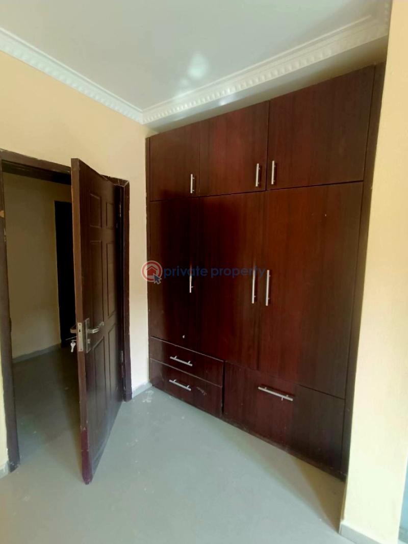 3 bedroom Flat & Apartment For Rent Behind Blenco Supermarket Sangotedo Ajah Lagos - 5
