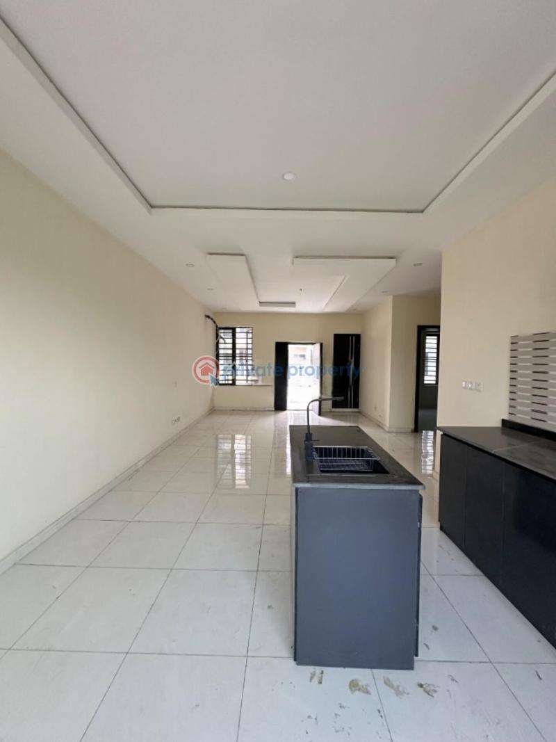 2 bedroom Block Of Flats For Rent Adjacent Blenco Supermarket Sangotedo Ajah Lagos - 7