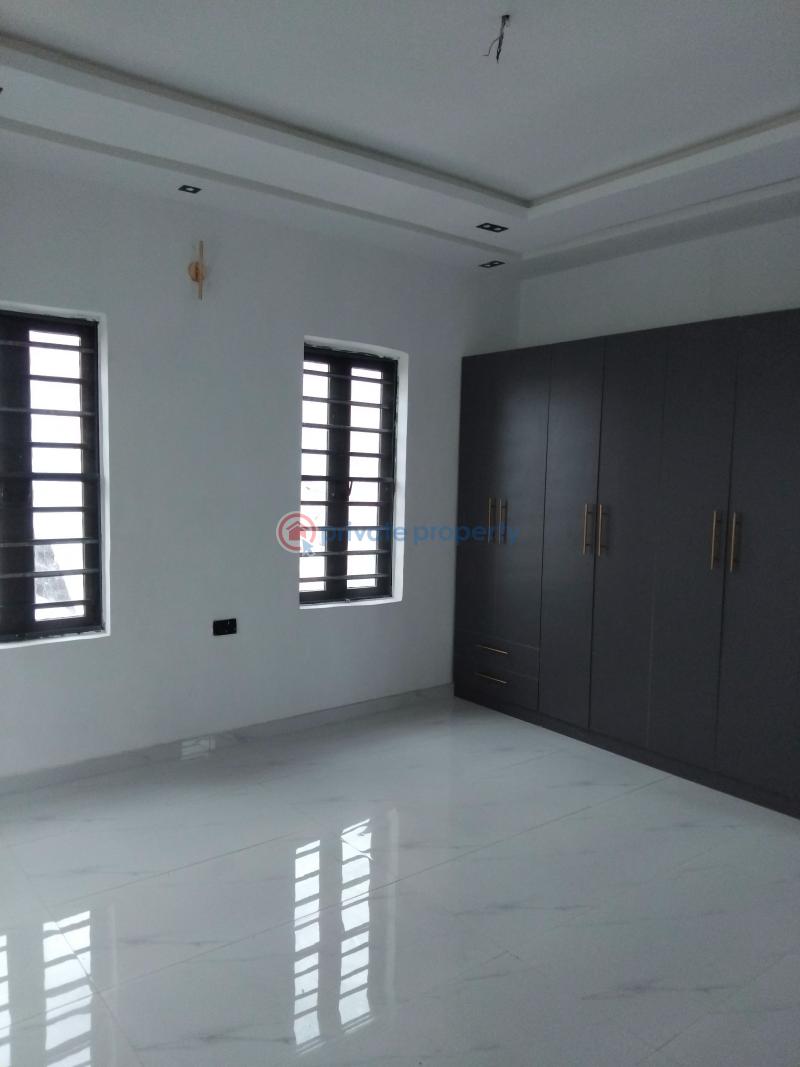 4 bedroom Detached Duplex For Sale Thomas Estate Ajah Lagos - 1