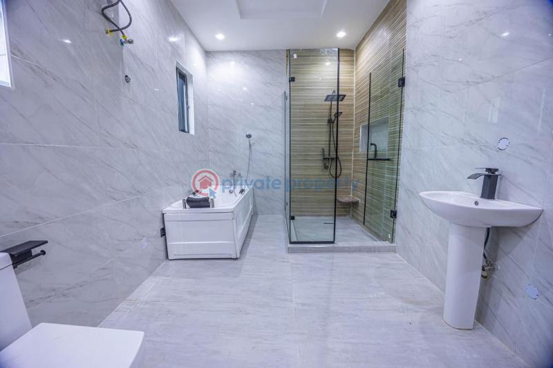 4 bedroom Semi detached Duplex For Rent Conservative Road Chevron Drive Lekki Lagos - 3