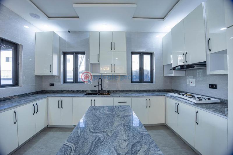 4 bedroom Semi detached Duplex For Rent Conservative Road Chevron Drive Lekki Lagos - 1