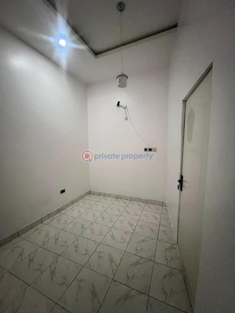 1 bedroom Mini Flat For Rent Ikota Gra Ikota Lekki Lagos - 1