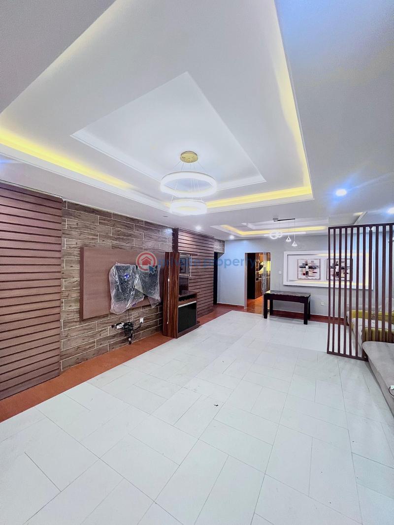 Partly furnished 3 bedroom apartment with bq, gym and swimming pool - 1 3 bedroom Block Of Flats For Sale Oniru Victoria Island Lagos - 1