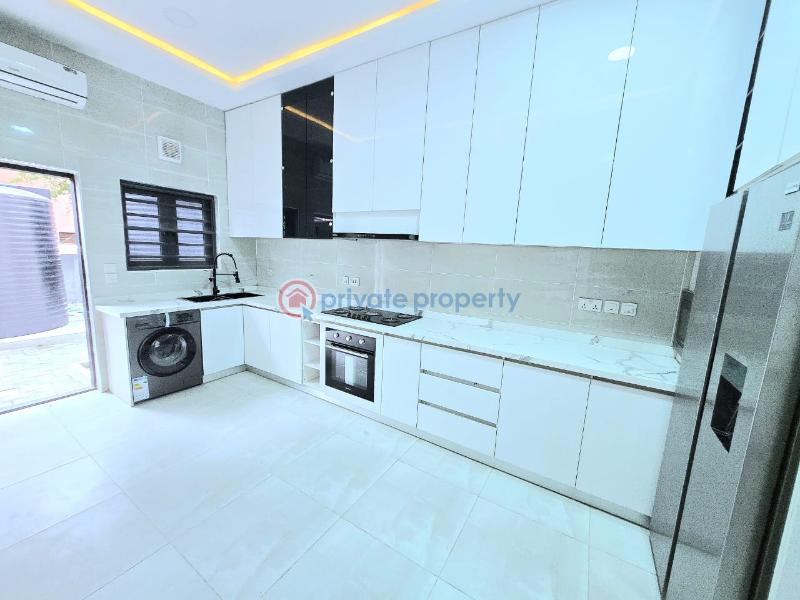 Partly furnished brand new 4 bedroom terrace duplex - 4 4 bedroom Terraced Duplex For Rent Oniru Victoria Island Lagos - 4