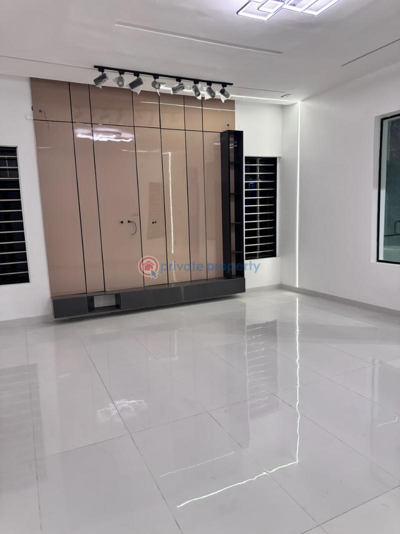 5 bedroom Detached Duplex For Sale Gated Estate Ajah Addo Road Thomas Estate Ajah Lagos - 6