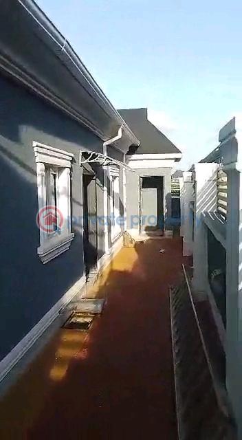 Pay and park in 3bedroom bungalow - 44 3 bedroom Detached Bungalow For Sale Ikola Road , Command Abule Egba Lagos - 44