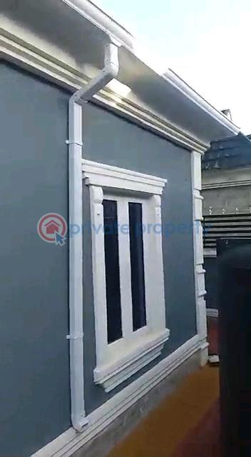 Pay and park in 3bedroom bungalow - 22 3 bedroom Detached Bungalow For Sale Ikola Road , Command Abule Egba Lagos - 22