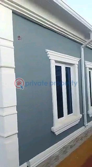 Pay and park in 3bedroom bungalow - 14 3 bedroom Detached Bungalow For Sale Ikola Road , Command Abule Egba Lagos - 14