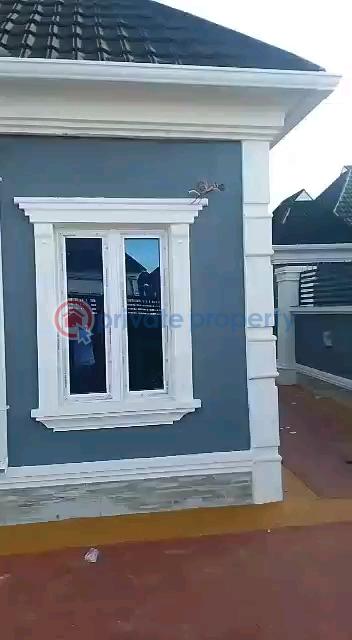 Pay and park in 3bedroom bungalow - 5 3 bedroom Detached Bungalow For Sale Ikola Road , Command Abule Egba Lagos - 5