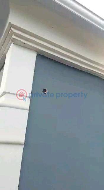 Pay and park in 3bedroom bungalow - 33 3 bedroom Detached Bungalow For Sale Ikola Road , Command Abule Egba Lagos - 33