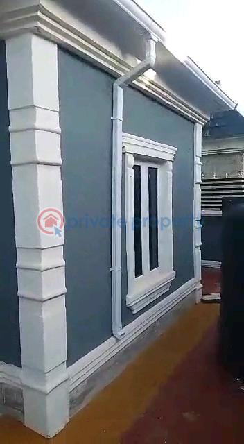 Pay and park in 3bedroom bungalow - 20 3 bedroom Detached Bungalow For Sale Ikola Road , Command Abule Egba Lagos - 20