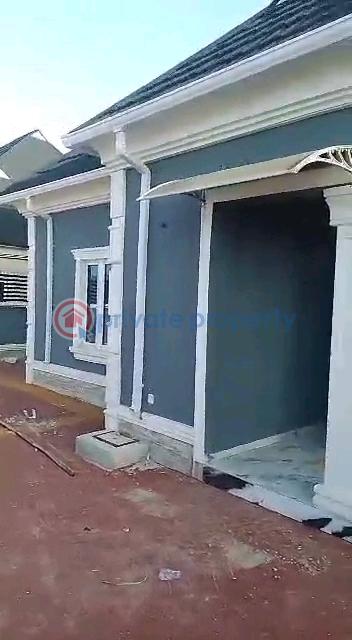 Pay and park in 3bedroom bungalow - 2 3 bedroom Detached Bungalow For Sale Ikola Road , Command Abule Egba Lagos - 2