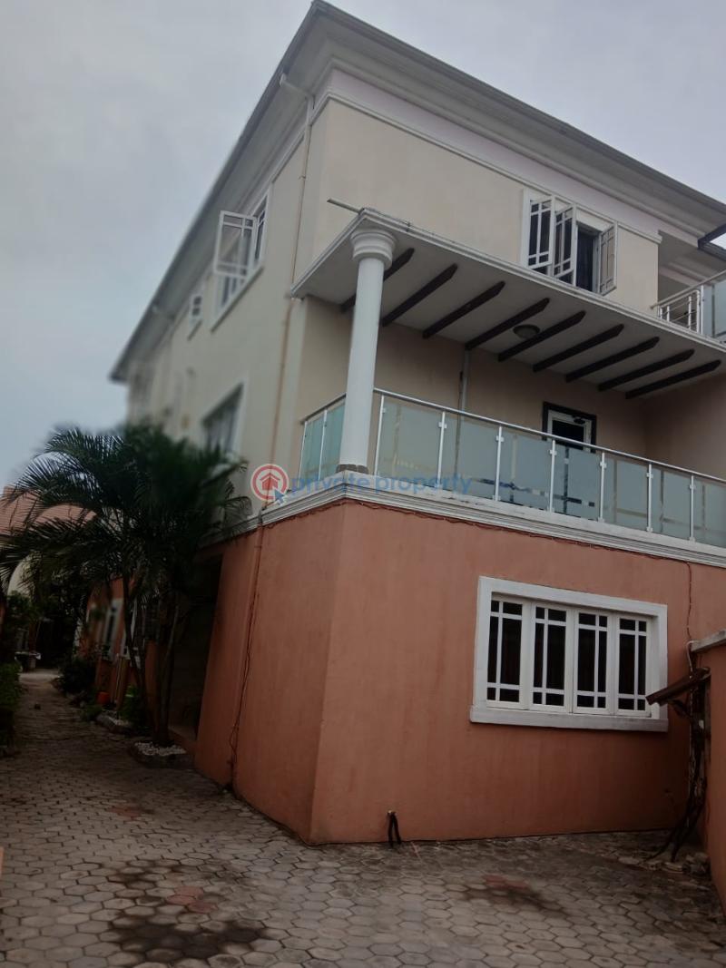 9 bedroom Block Of Flats For Sale Estate Ikate Elegushi Lekki Lagos - 1