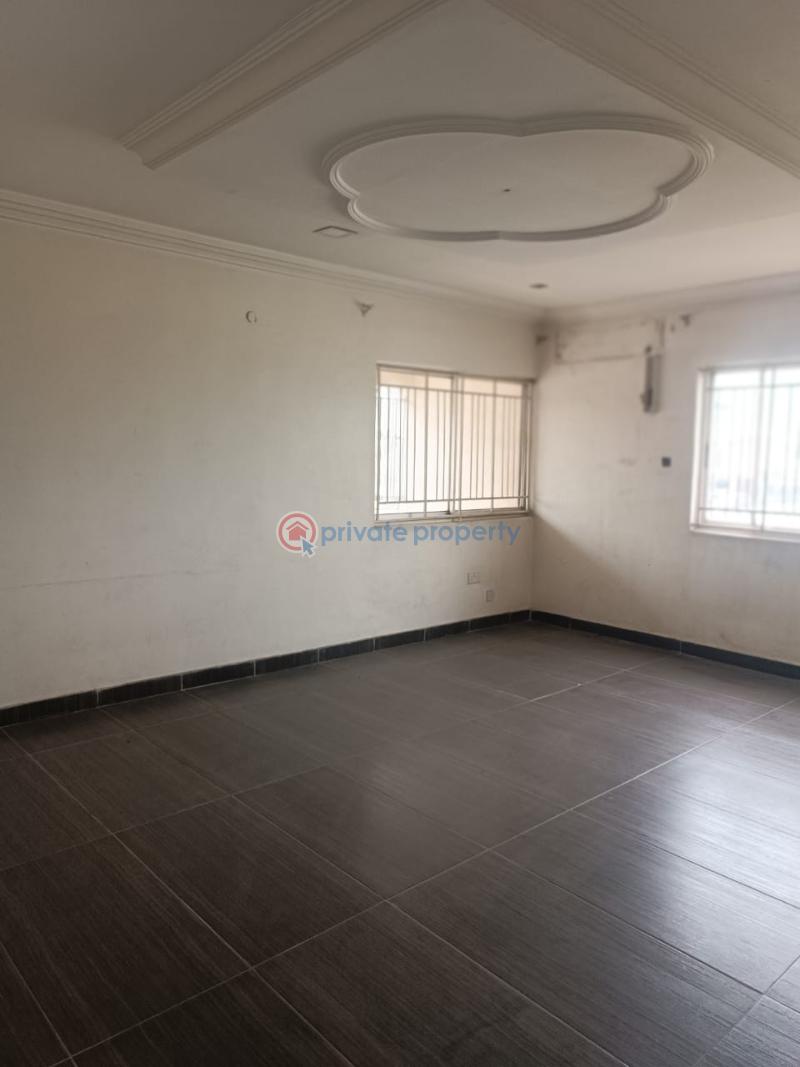 10 bedroom Semi detached Duplex For Rent Directly On Opebi Road Ikeja Lagos - 11