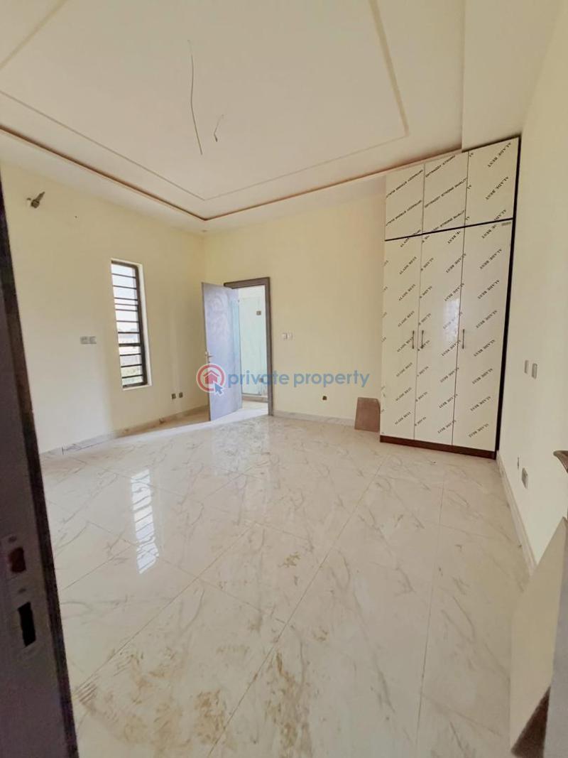 5 bedroom Detached Duplex For Sale Omole Phase 1 Ikeja Lagos - 4