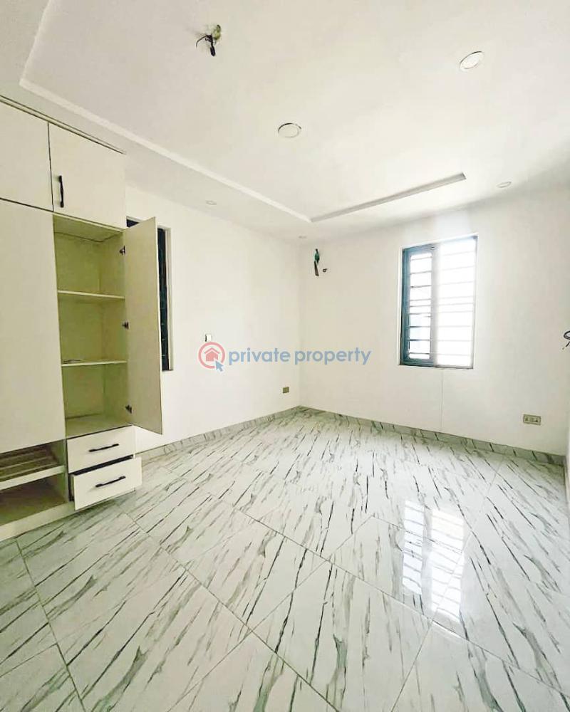 Perfect blend of comfort and sophistication in this well-maintained 4-bedroom terrace duplex - 9 4 bedroom Terraced Duplex For Rent Ikate Elegushi Lekki Lagos - 9