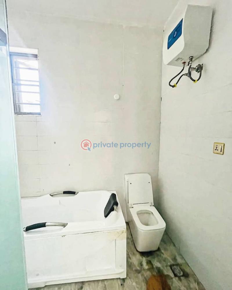Perfect blend of comfort and sophistication in this well-maintained 4-bedroom terrace duplex - 1 4 bedroom Terraced Duplex For Rent Ikate Elegushi Lekki Lagos - 1