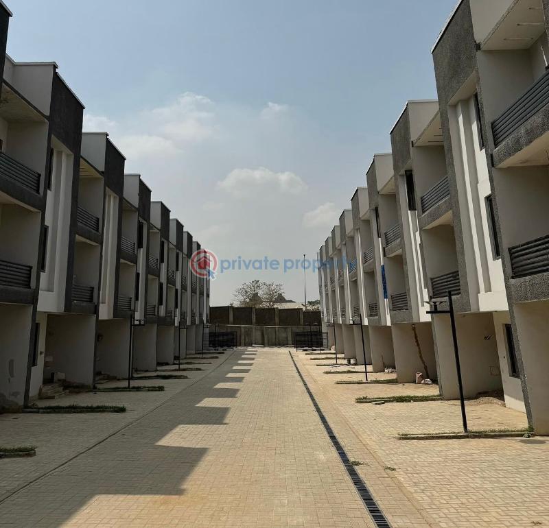 8 bedroom Detached Duplex For Sale Maitama Abuja Phase 1  - 0